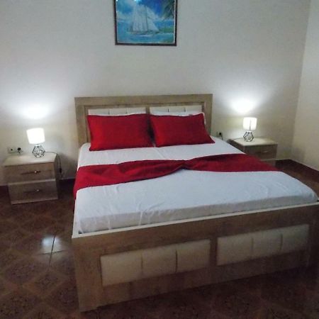 Apartment Dejvi ساراندا المظهر الخارجي الصورة