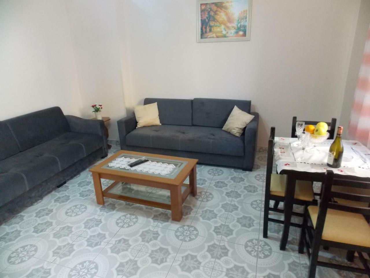 Apartment Dejvi ساراندا المظهر الخارجي الصورة