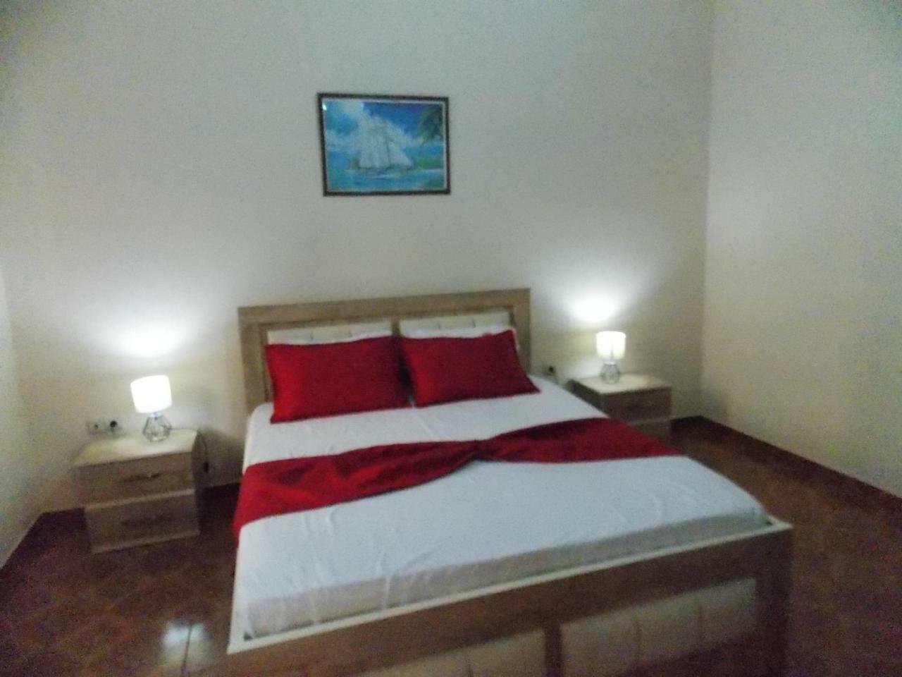 Apartment Dejvi ساراندا المظهر الخارجي الصورة