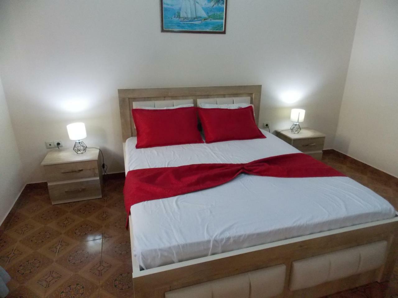 Apartment Dejvi ساراندا المظهر الخارجي الصورة