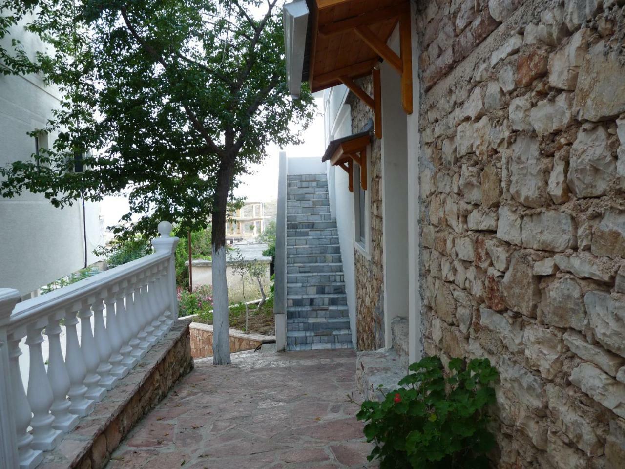 Apartment Dejvi ساراندا المظهر الخارجي الصورة