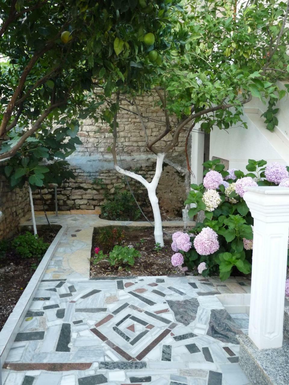 Apartment Dejvi ساراندا المظهر الخارجي الصورة