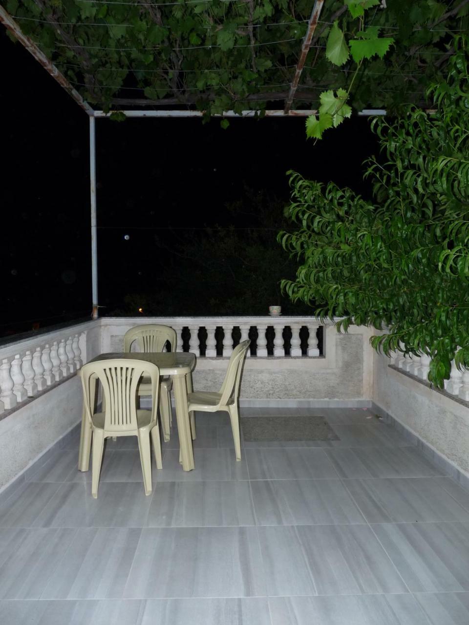 Apartment Dejvi ساراندا المظهر الخارجي الصورة
